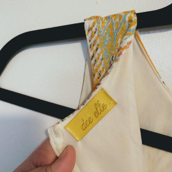 Dee Elle size small yellow and gold fit and flare dress.  Lined, has some tanner - Picture 3 of 6